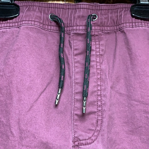 Men’s burgundy elastic waist paints xl  from split - Picture 5 of 17
